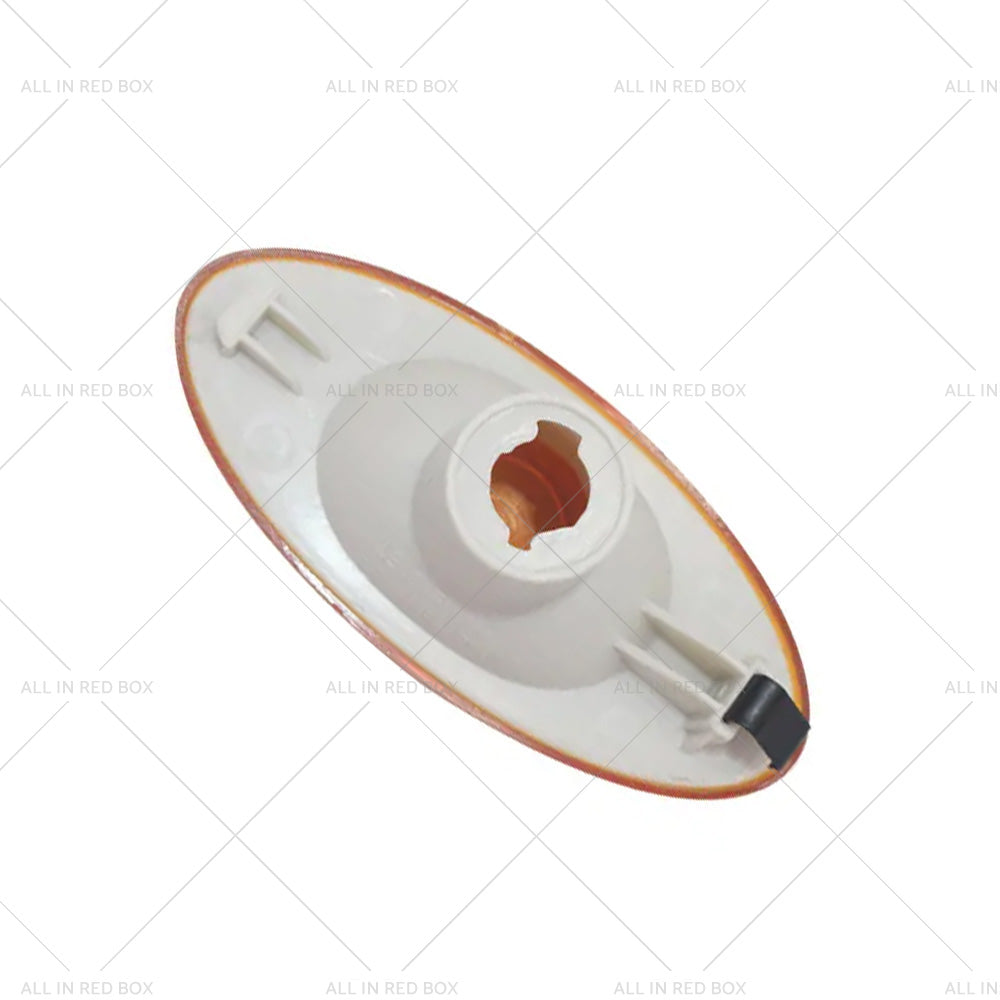{{ NEW Side Lamp Marker Light Side Moulding Trim Lamp Suitable for Renault Master }} - Buy Car Parts Online at {{ Kaka Auto Parts }}.