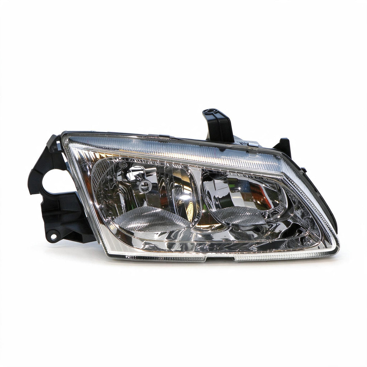 Head Lamp Driver Side Certified Suitable for Nissan Pulsar N16 1.8L 2000-2003 - ZT2