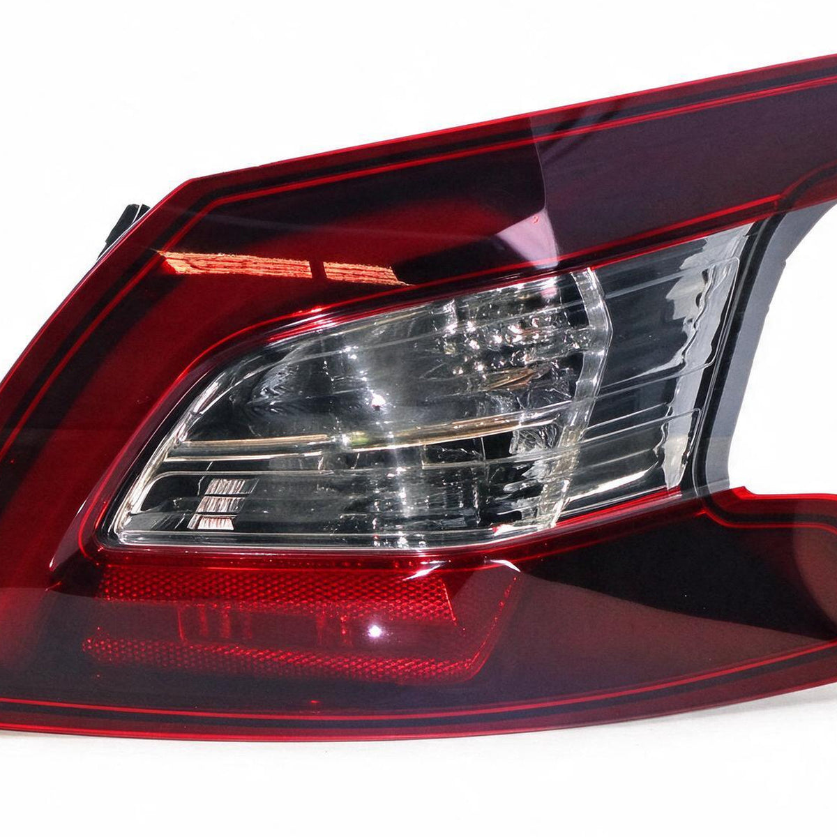 Tail Lamp Driver Side Suitable for Peugeot 308 T9 2014-2021 9678074480 - XQ1