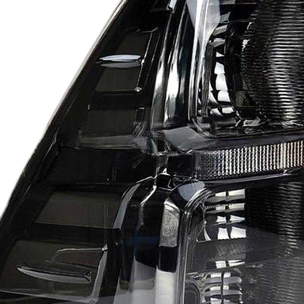 Tail Light Suitable for Toyota Hilux Revo 2015-2018 Rear Bumper Brake Signal - XQ1