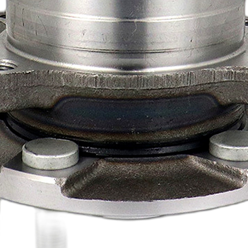 Front Wheel Hub Assembly Suitable for Ford Explorer Ranger Mazda B2500 - XQ1