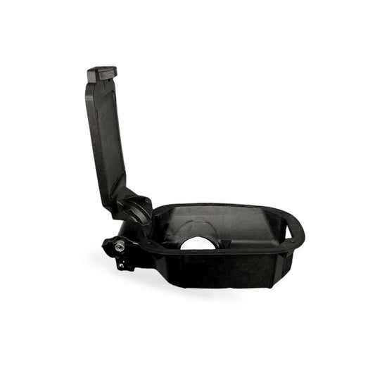 Place an order with neutral packaging noted. Suitable for Mercedes Benz GLC fuel tank flap base (specification: fuel tank cover base+flap)