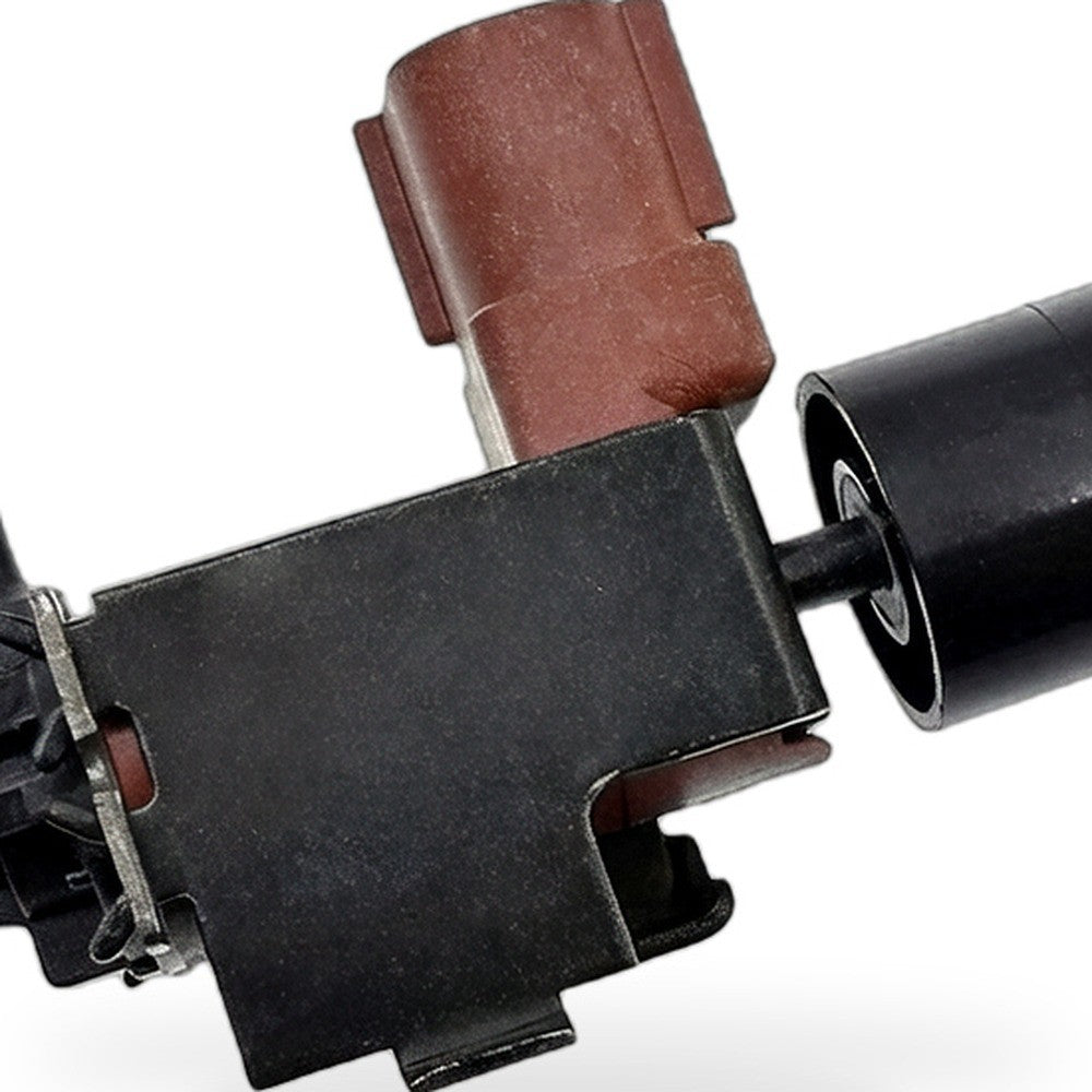 Vacuum Switching Valve Suitable for Toyota Camry Corolla 4Runner 90910-12089