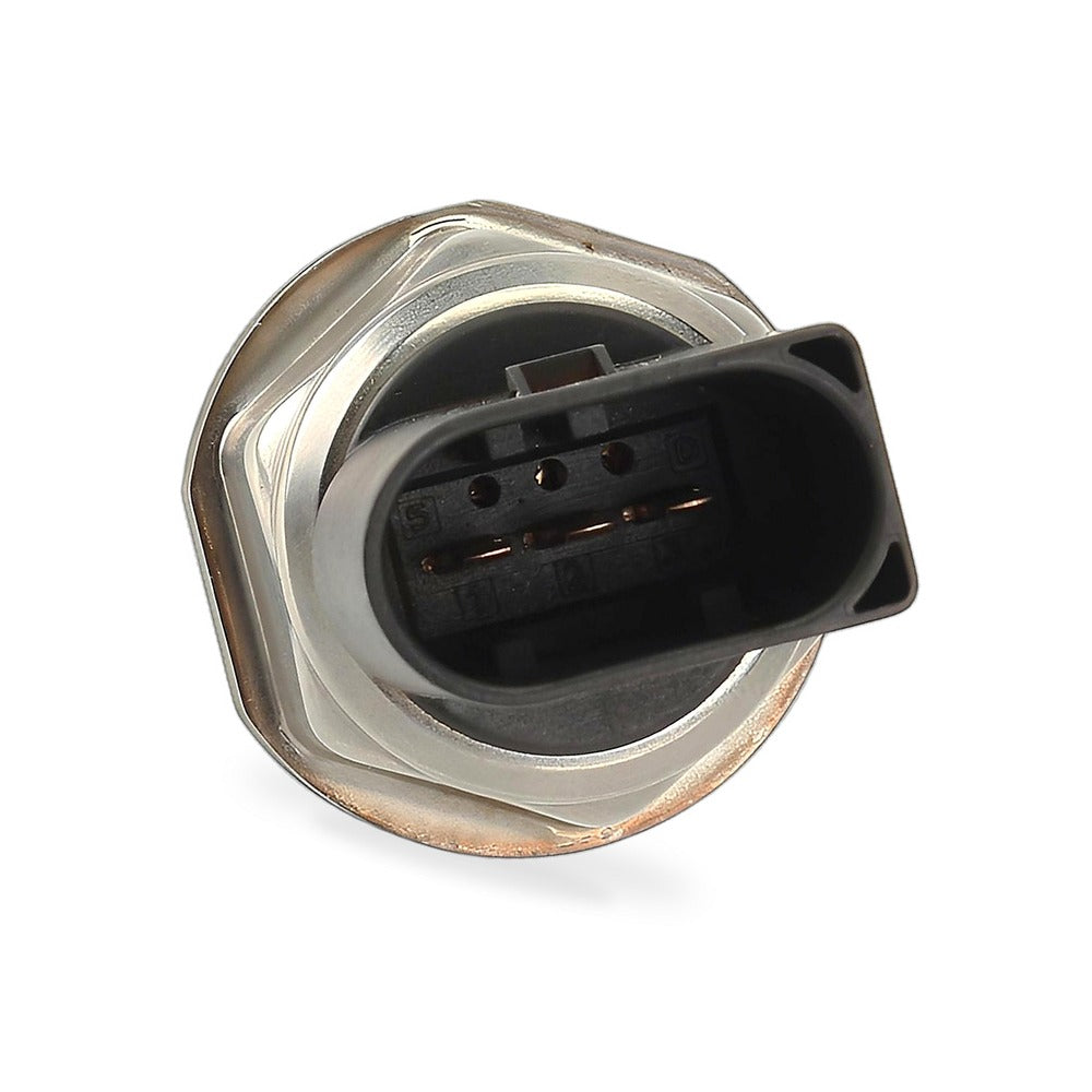 Fuel Rail Pressure Sensor Suitable for Audi A3 A4 A5 VW Amarok Mitsubishi L200 - BD1