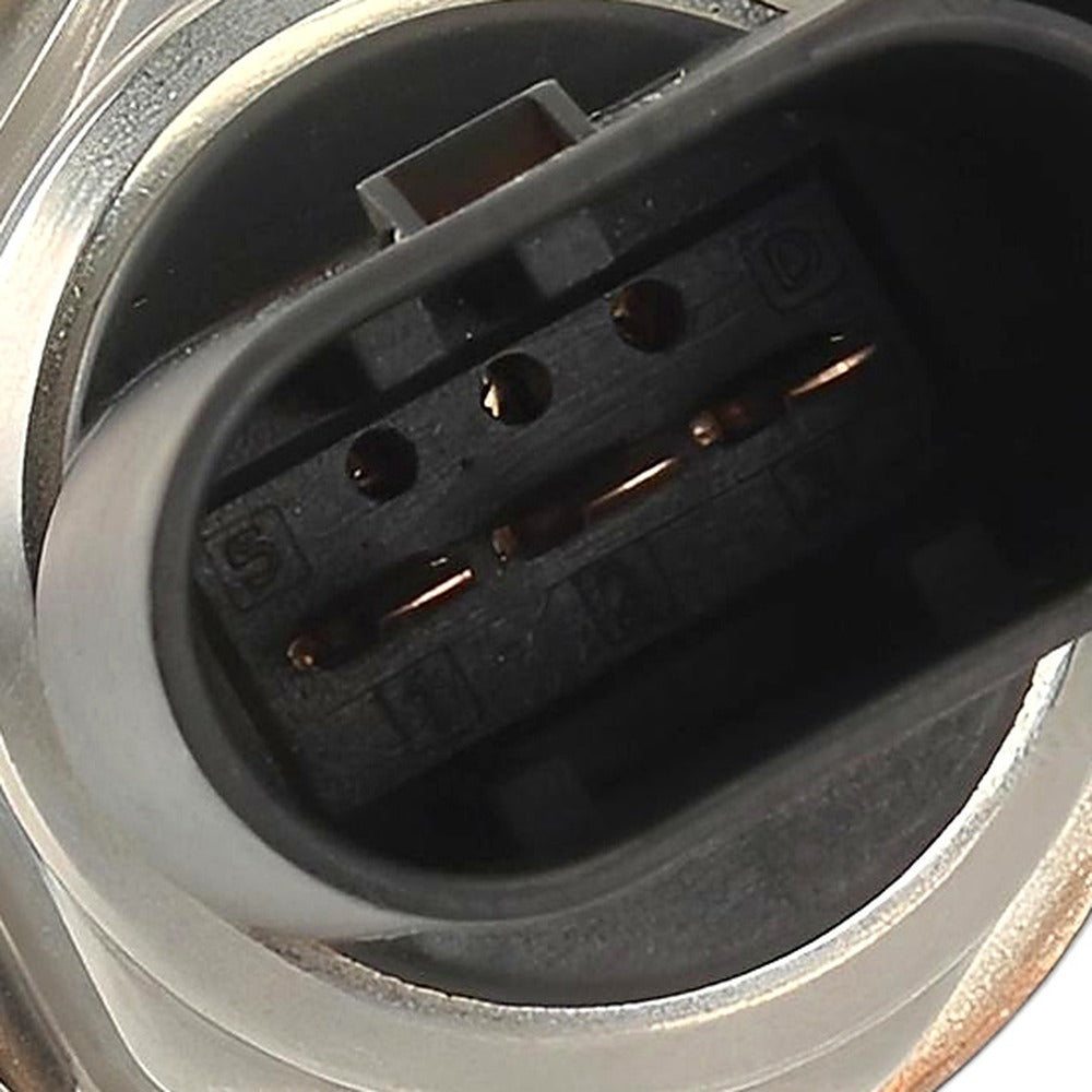 Fuel Rail Pressure Sensor Suitable for Audi A3 A4 A5 VW Amarok Mitsubishi L200 - XQ1
