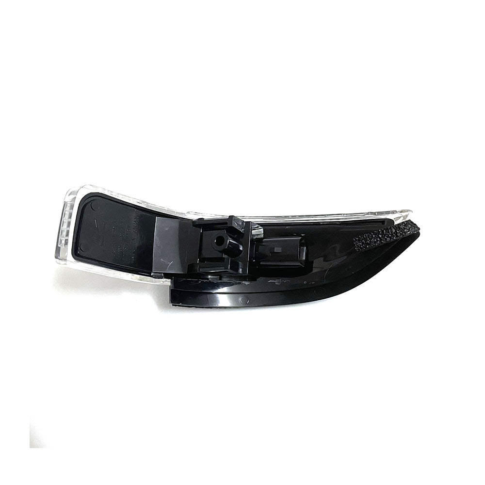 Right Side Mirror Blinker Light Suitable For Toyota Corolla ZRE182 2012-2018