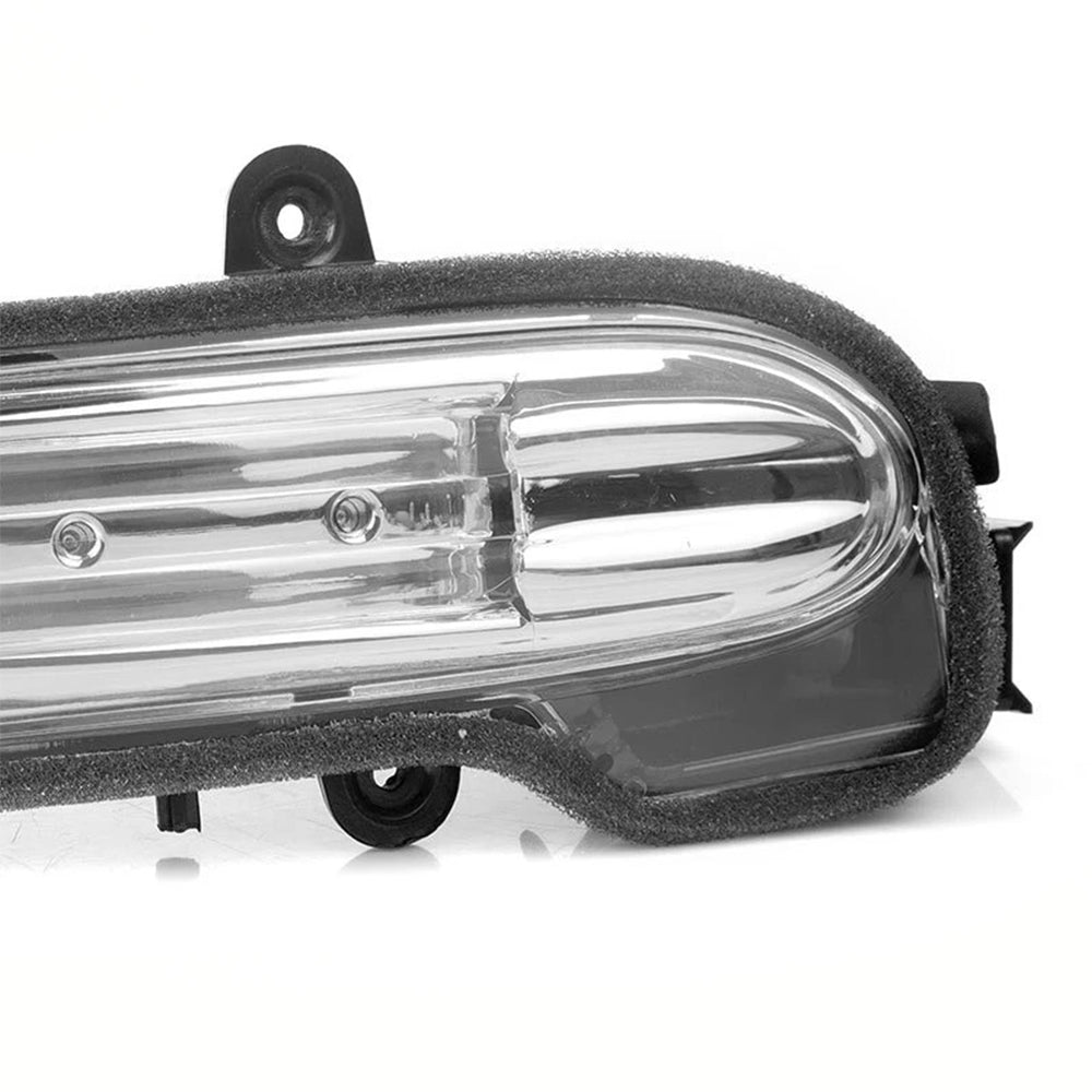 Right Mirror LED Indicator Lamp Suitable for Mercedes C Class W203 2004¡§C2007